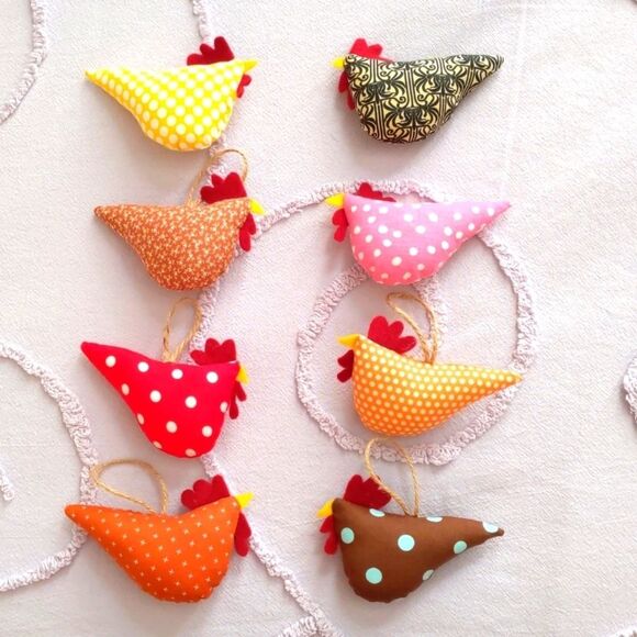 Farmhouse Country Chicken Ornaments Bowl Fillers Handmade (Shelf not included). - Picture 1 of 3